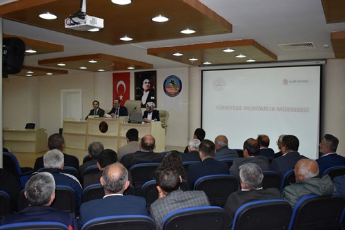 KAYMAKAMIMIZ SAYIN KEMAL YILDIZ BAŞKANLIĞINDA "MUHTARLAR TOPLANTISI" GERÇEKLEŞTİRİLDİ